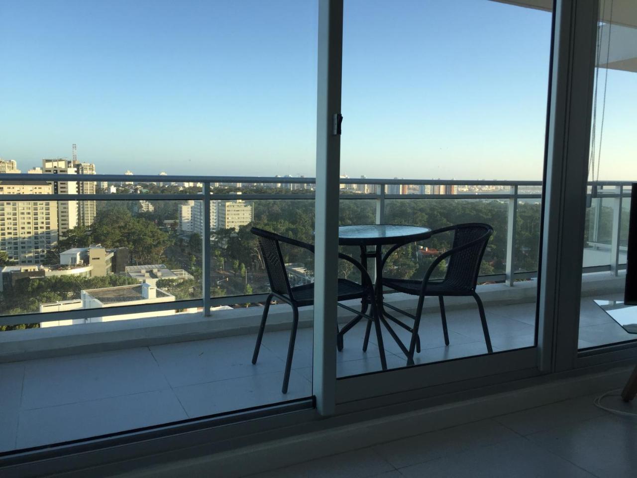 Bellagio Tower New Apartments 푼타델에스테 외부 사진